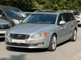 Volvo V70 D5 Summum POLESTAR*AHK*DUAL-XENON*SD - scheckheftgepflegte Volvo V70