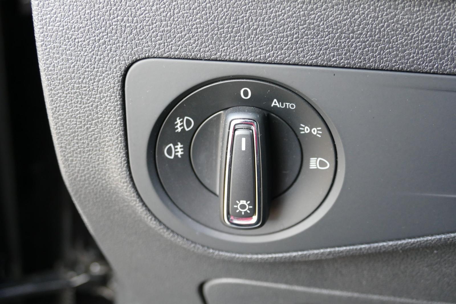 Volkswagen Tiguan 2.0 4Motion Klimaaut. LED Navi PDC AHK
