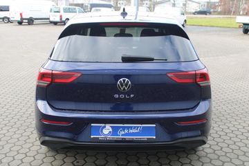Volkswagen Golf VIII 1.0 TSI GJR, PDC, LANE, Klima