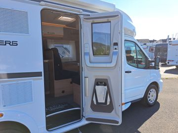 Weinsberg CaraLoft Ford 650 MF (UPE: 94.300 Euro)