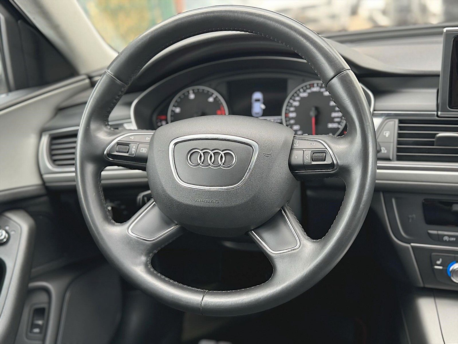 Fahrzeugabbildung Audi A6 Avant 2.0 TDI *Pano*Bi-Xenon*Kamera*Navi*