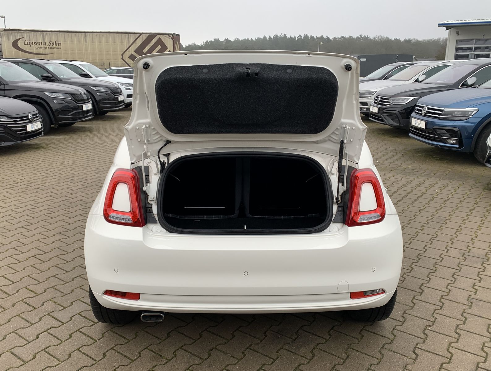 Fahrzeugabbildung Fiat 500C 1.2 Lounge*Klima*Temp*PDC*CarPlay*