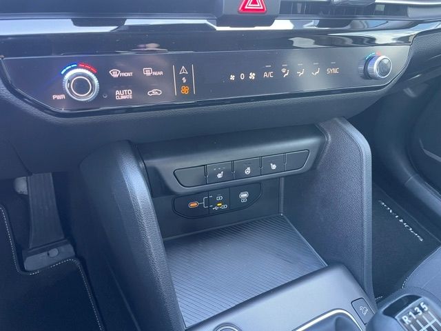 Fahrzeugabbildung Kia Sportage Vision Kamera LED Navi SpurhalteAss