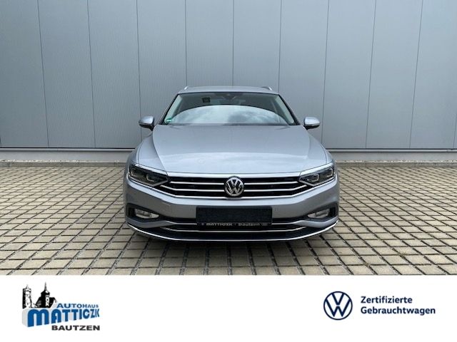 Passat Variant 2.0 TDI DSG Elegance AHK/18-ZOLL/