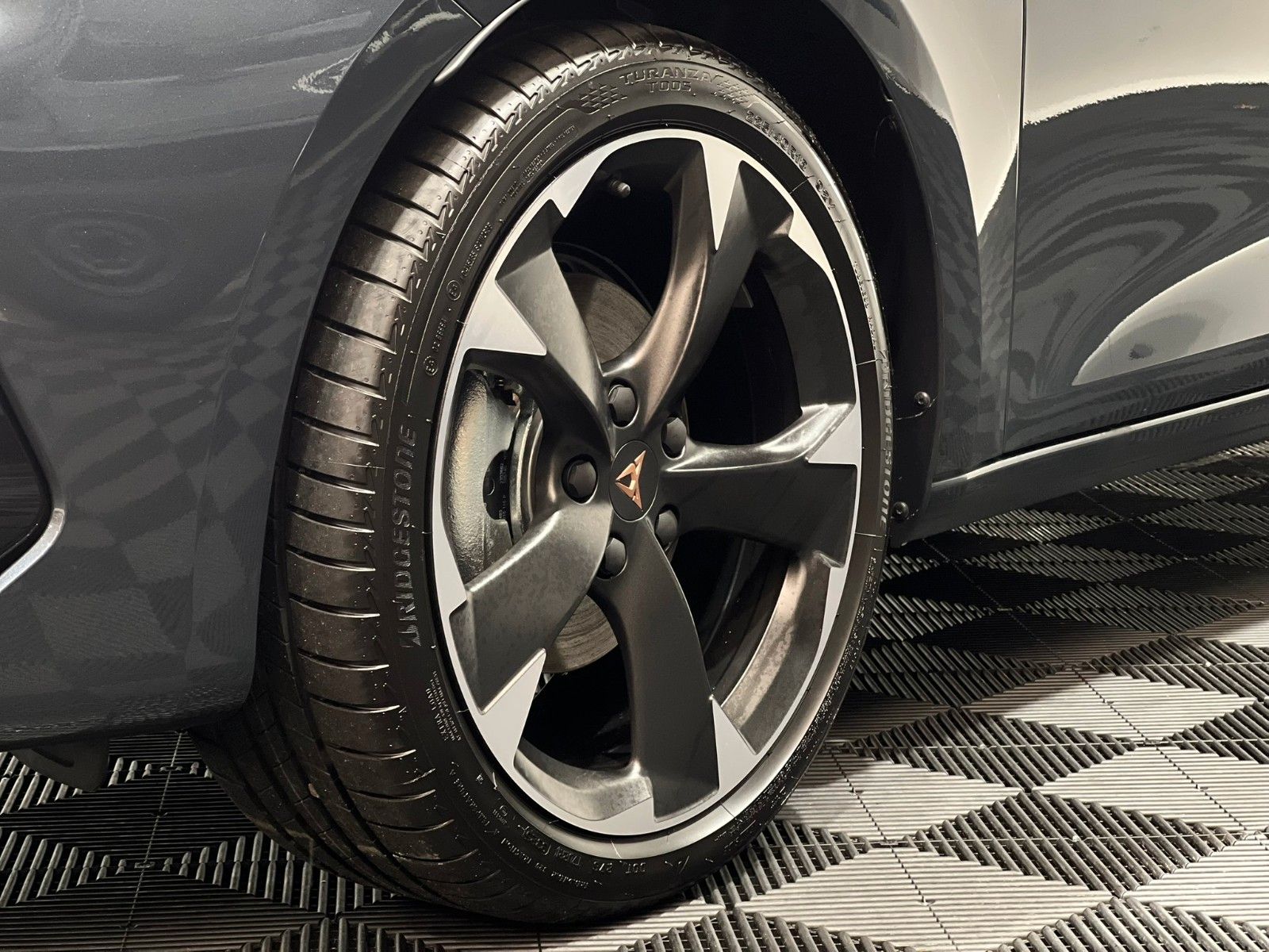 Fahrzeugabbildung CUPRA Leon Sportstourer 1.5 TSI - ACC - Keyless - AHK