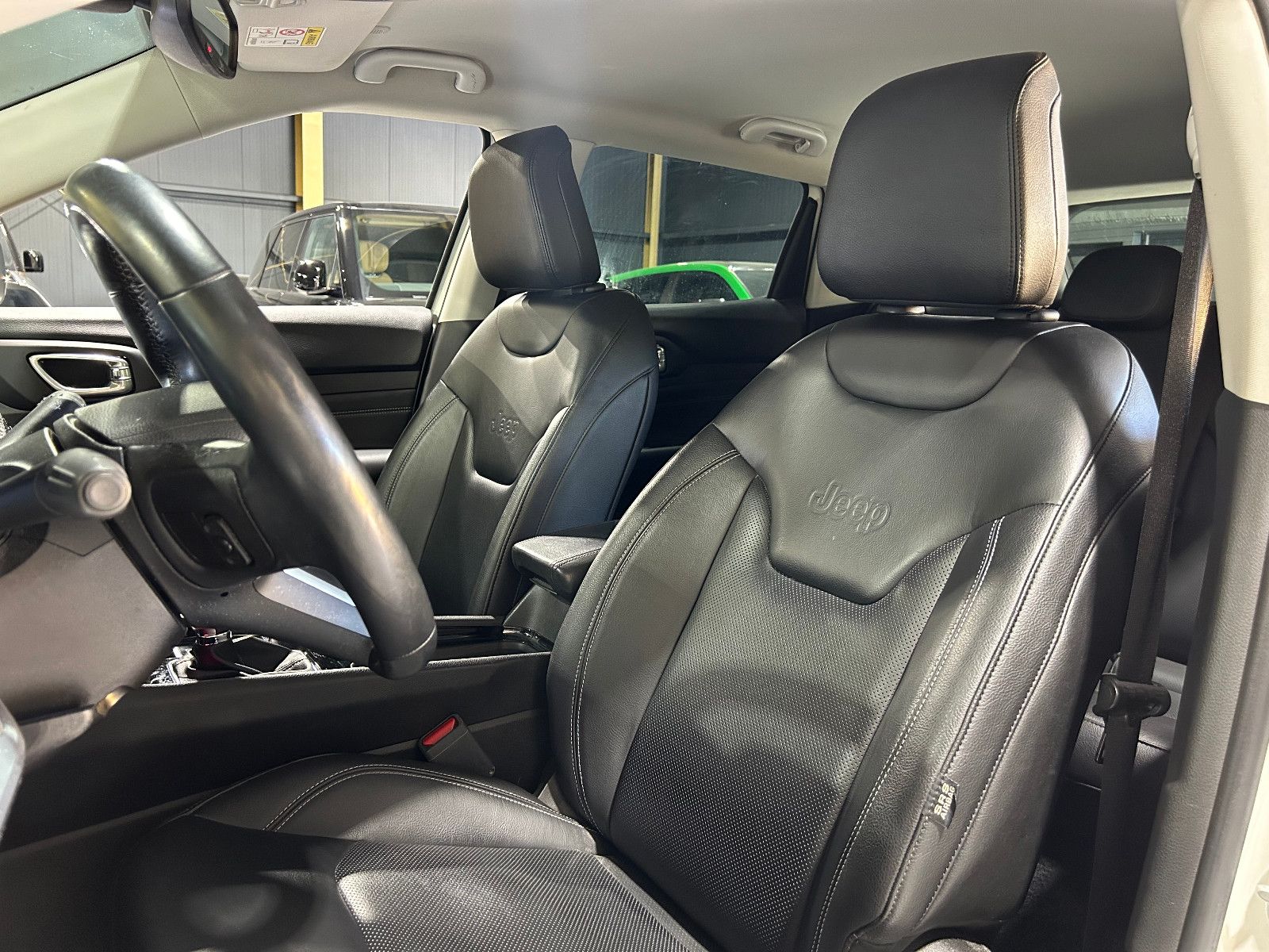 Fahrzeugabbildung Jeep Compass S Plug-In Hybrid 4WD/KAMERA/ACC/NAVI/DAB