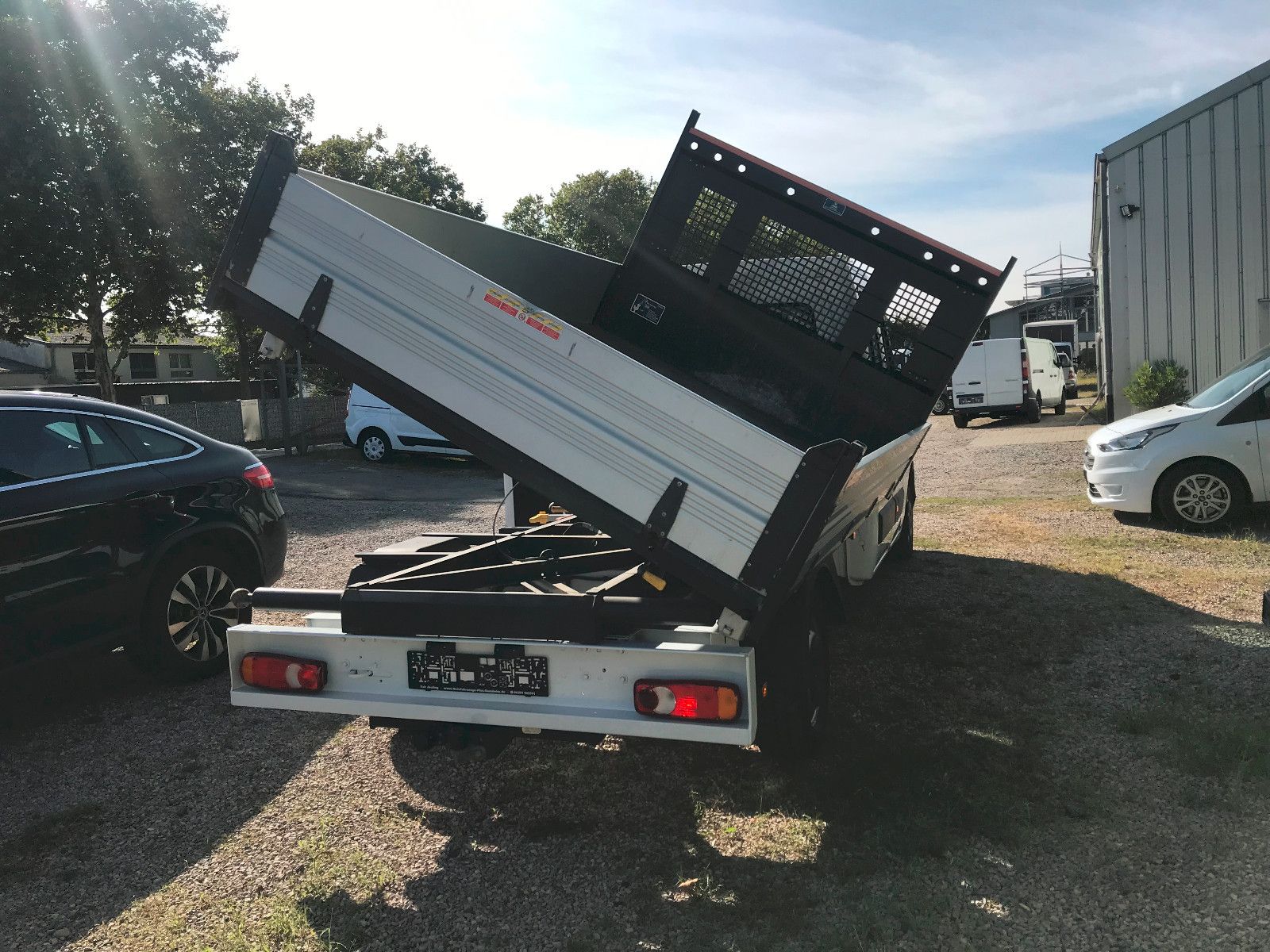 Fahrzeugabbildung Renault Master III DoKa ,L3H1,3-SEITENKIPPER