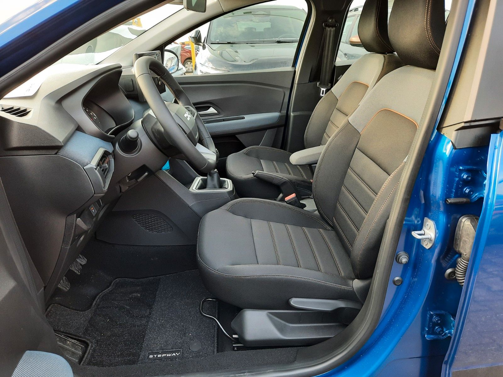 Dacia Sandero - Bild 8