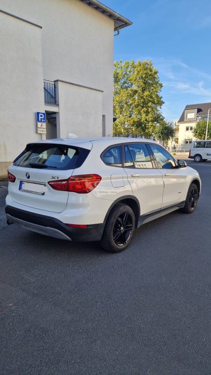 Image of BMW X1