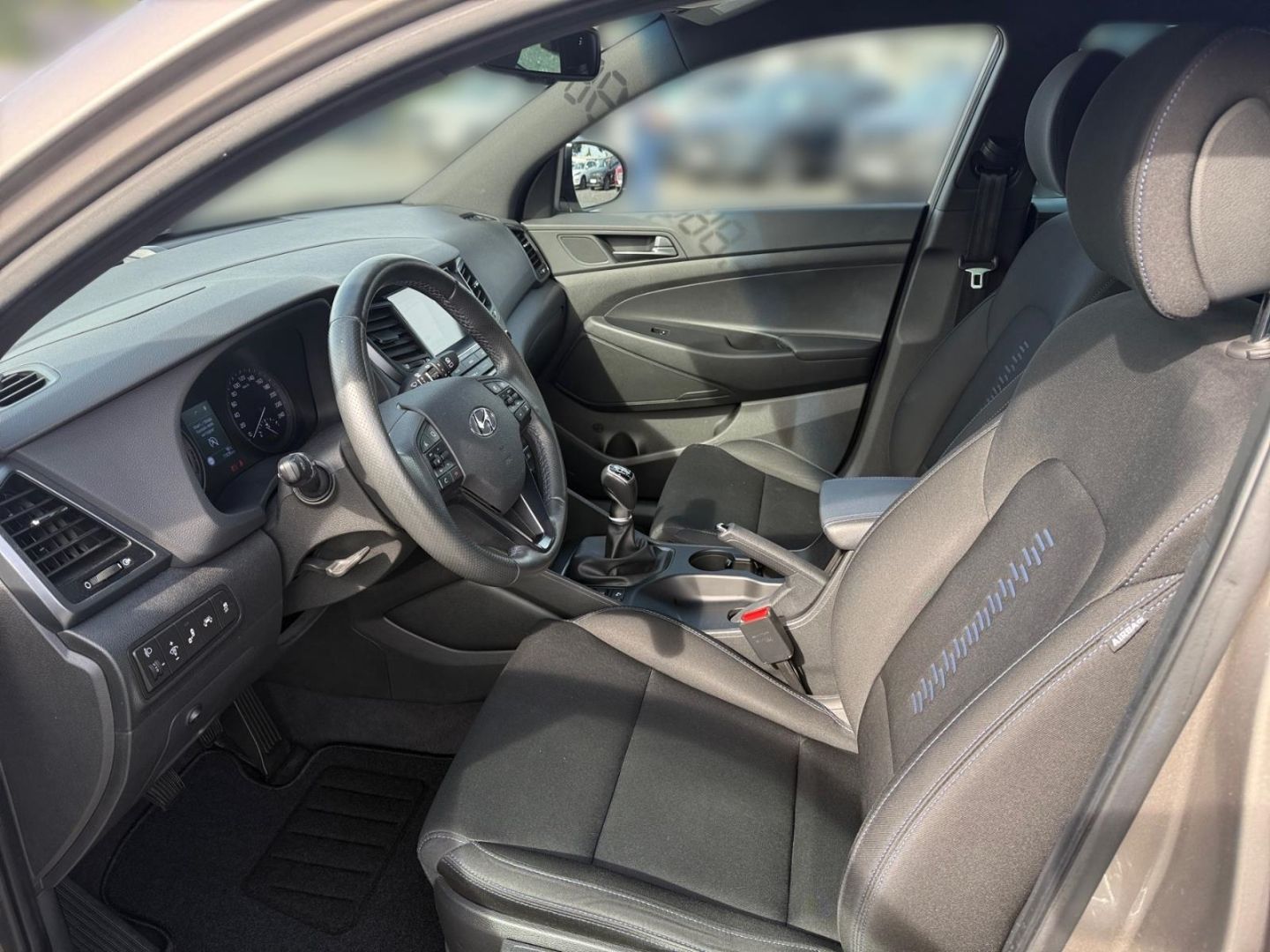 Fahrzeugabbildung Hyundai Tucson 1.6 Passion Navi Kamera Anhängerkupplung