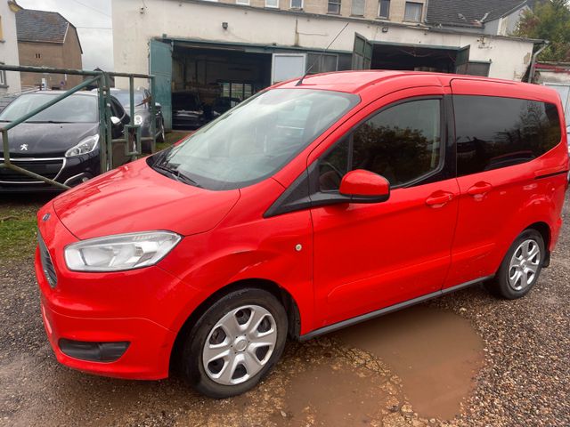 Ford Tourneo Courier 1.0 EcoBoost 74kW Trend