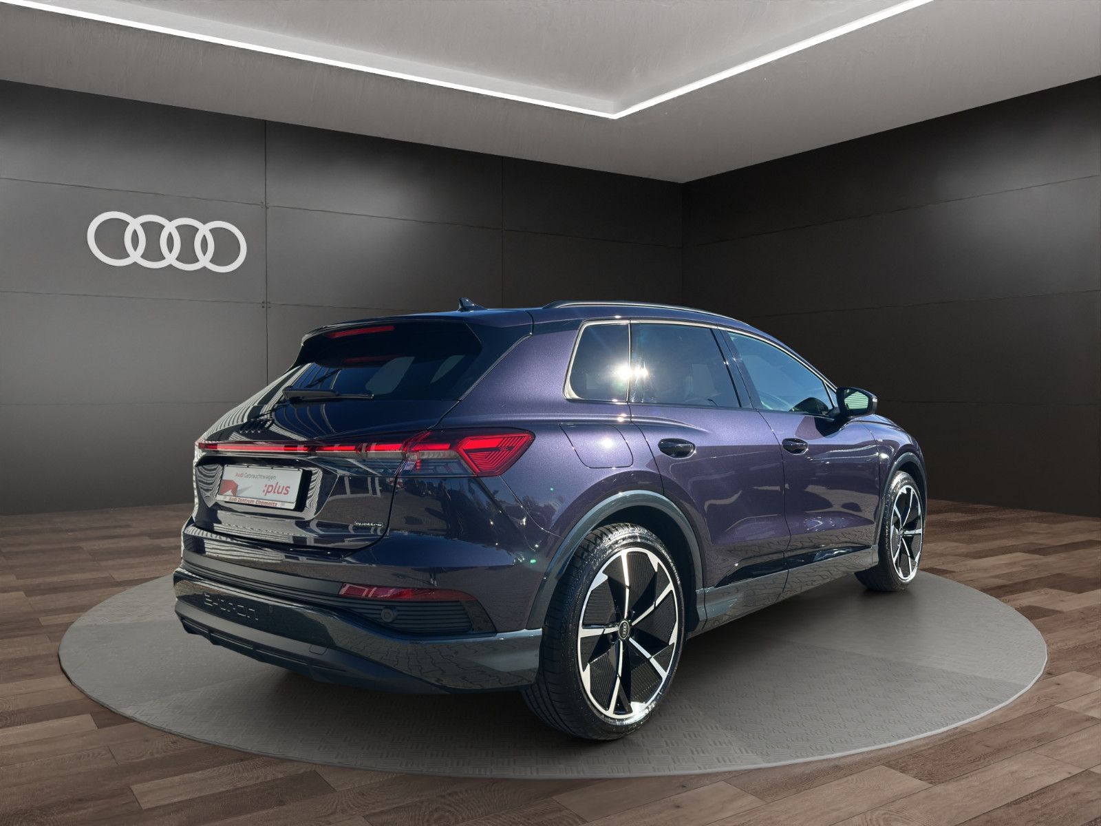 Audi Q4 50 e-tron qu. S LINE PANO MATRIX HEAD foto 5