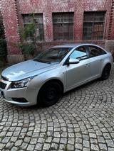 Chevrolet Cruze 1,6 Benziner TÜV 06,2026 - Chevrolet Cruze von privat