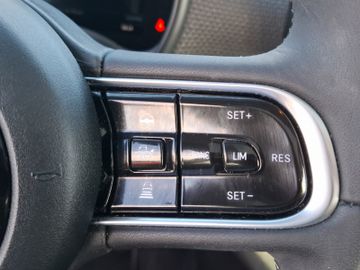 Fiat 500e La Prima 360+Kam.+KeyLess+LED+Navi+Pano