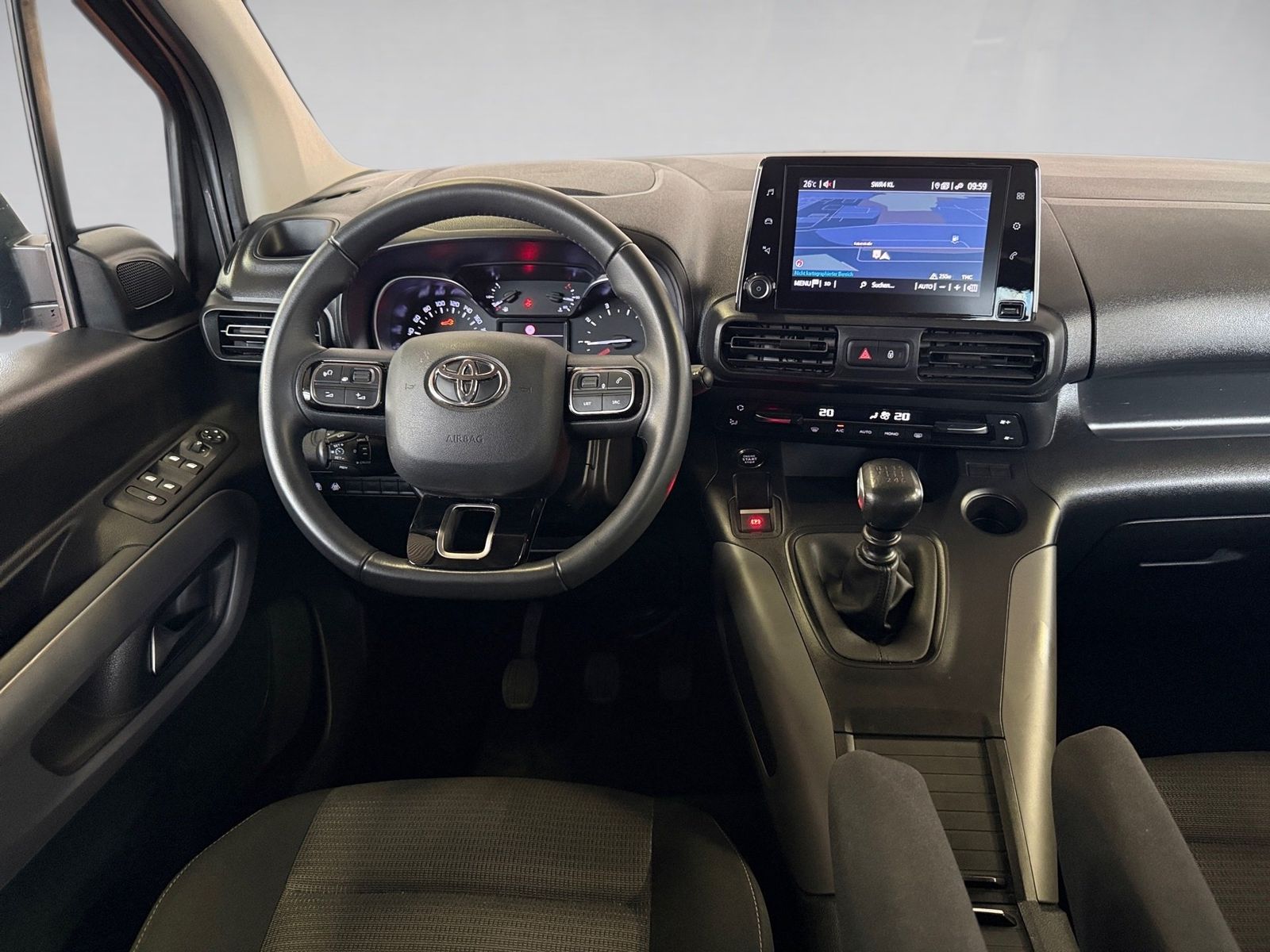 Fahrzeugabbildung Toyota Proace City Verso 1.2 L2 D Team Deutschland Navi