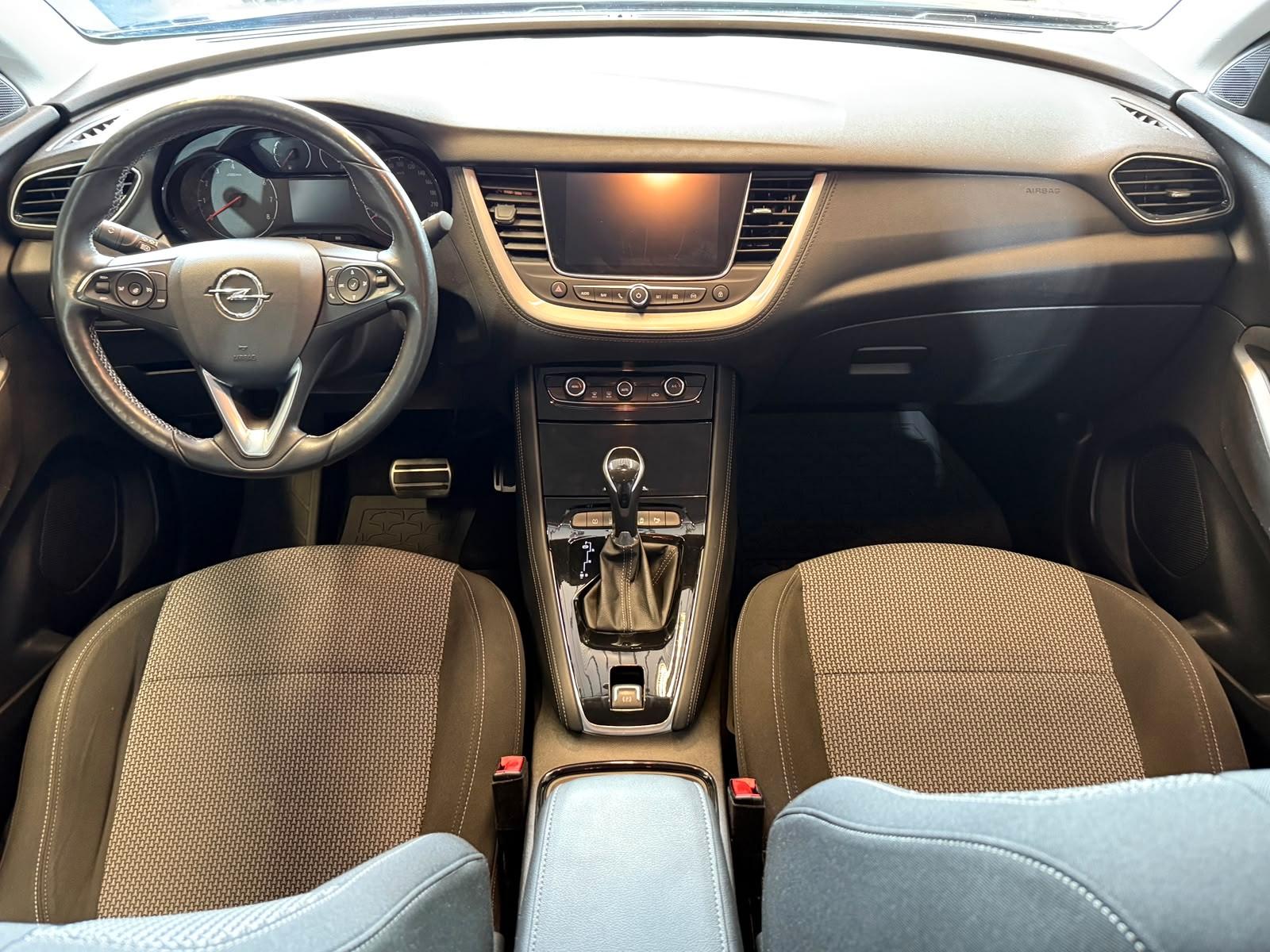 Opel Grandland (X) Design Line Automatik / R-Kamera
