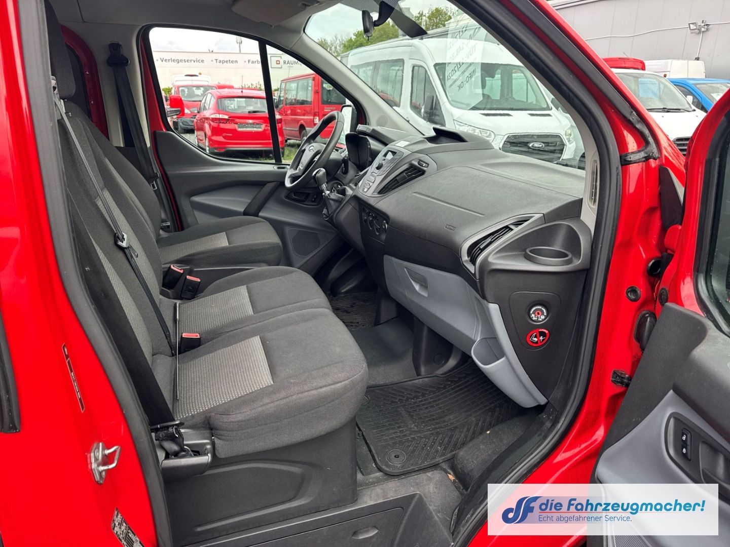 Fahrzeugabbildung Ford Transit Custom Kombi 300 L1 2.2 TDCi *1481