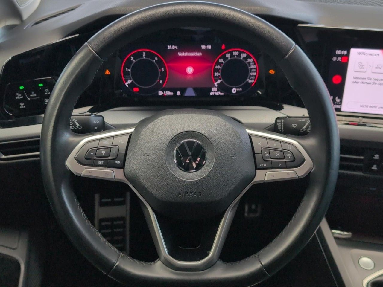 Golf ACTIVE 2.0 TDI Klima Navi Einparkhilfe
