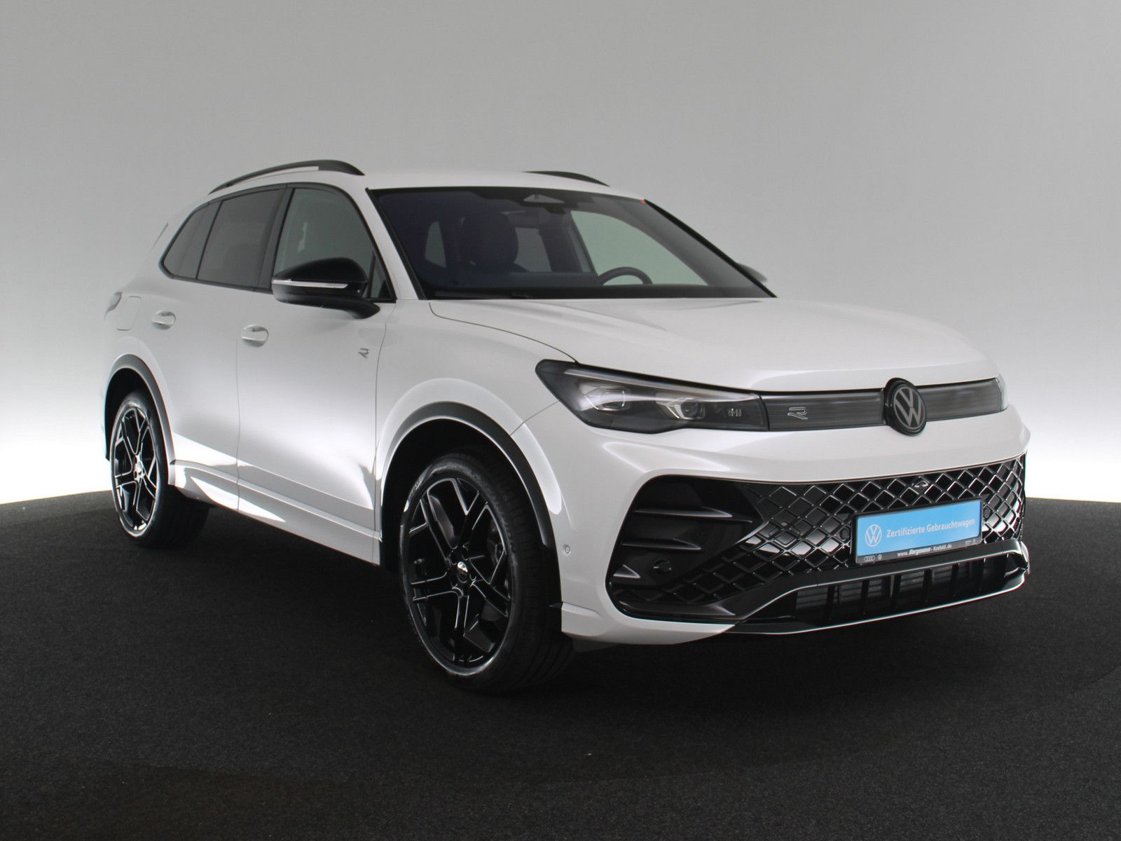 Volkswagen Tiguan 1.5 eTSI R-Line 360° MATRIX-LED STANDHZ foto 3