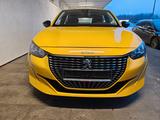 Peugeot 208 PureTech 100 EAT8 Allure Pack Allure Pack - Peugeot 208 von privat