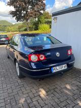 Volkswagen Passat 2.0 FSI Highline Highline - Volkswagen Passat aus 2005: Highline