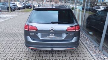 Fahrzeugabbildung Volkswagen Golf VII Variant Alltrack DSG 4Motion NAVI LED