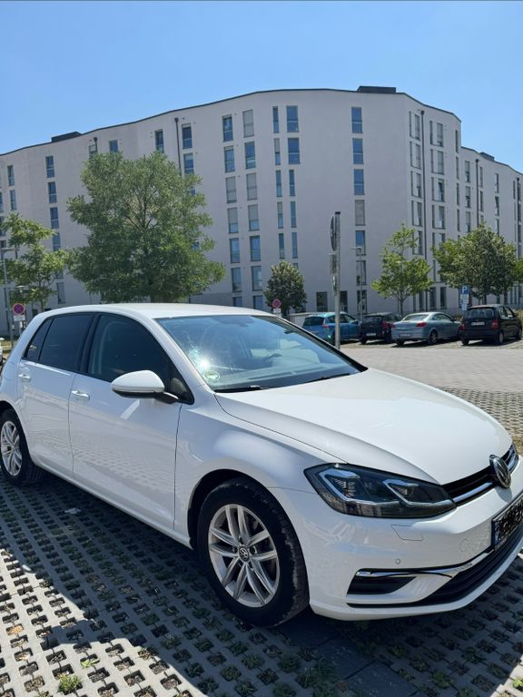 Image of Volkswagen Golf
