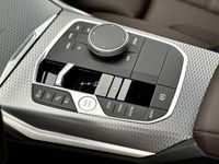 BMW 330 - Vorschau Bild 11