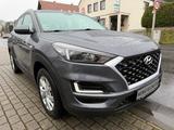Hyundai Tucson Pure 2WD 1,6 /EURO 6 / Navi / Kamera - Hyundai Tucson Pure mit Benzin-Antrieb