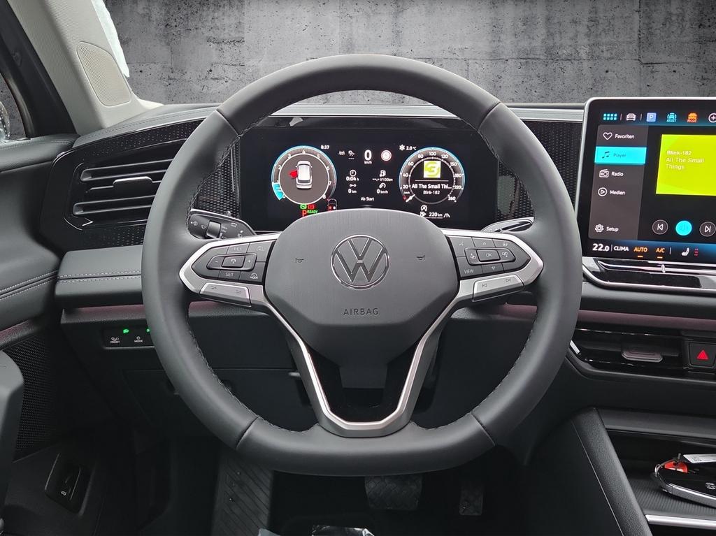 Volkswagen Tiguan 7
