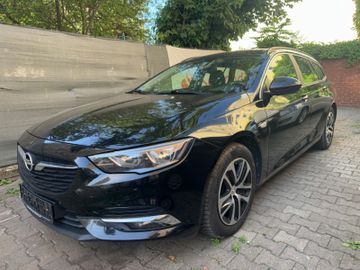 Opel Insignia - 1