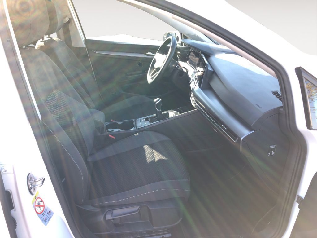 Fahrzeugabbildung Volkswagen Golf 1.5 TSI OPF Life ACC Top Zustand