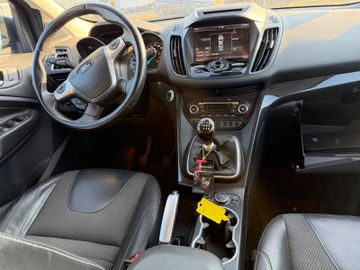 Ford Kuga - 9