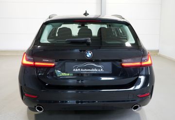 BMW 320 - 5
