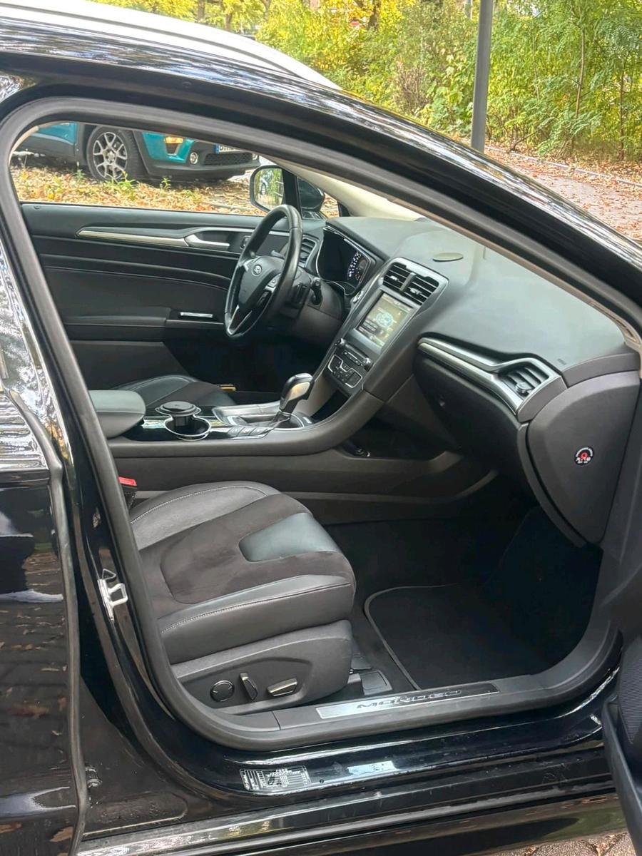 Ford Mondeo 2015 — photo 9