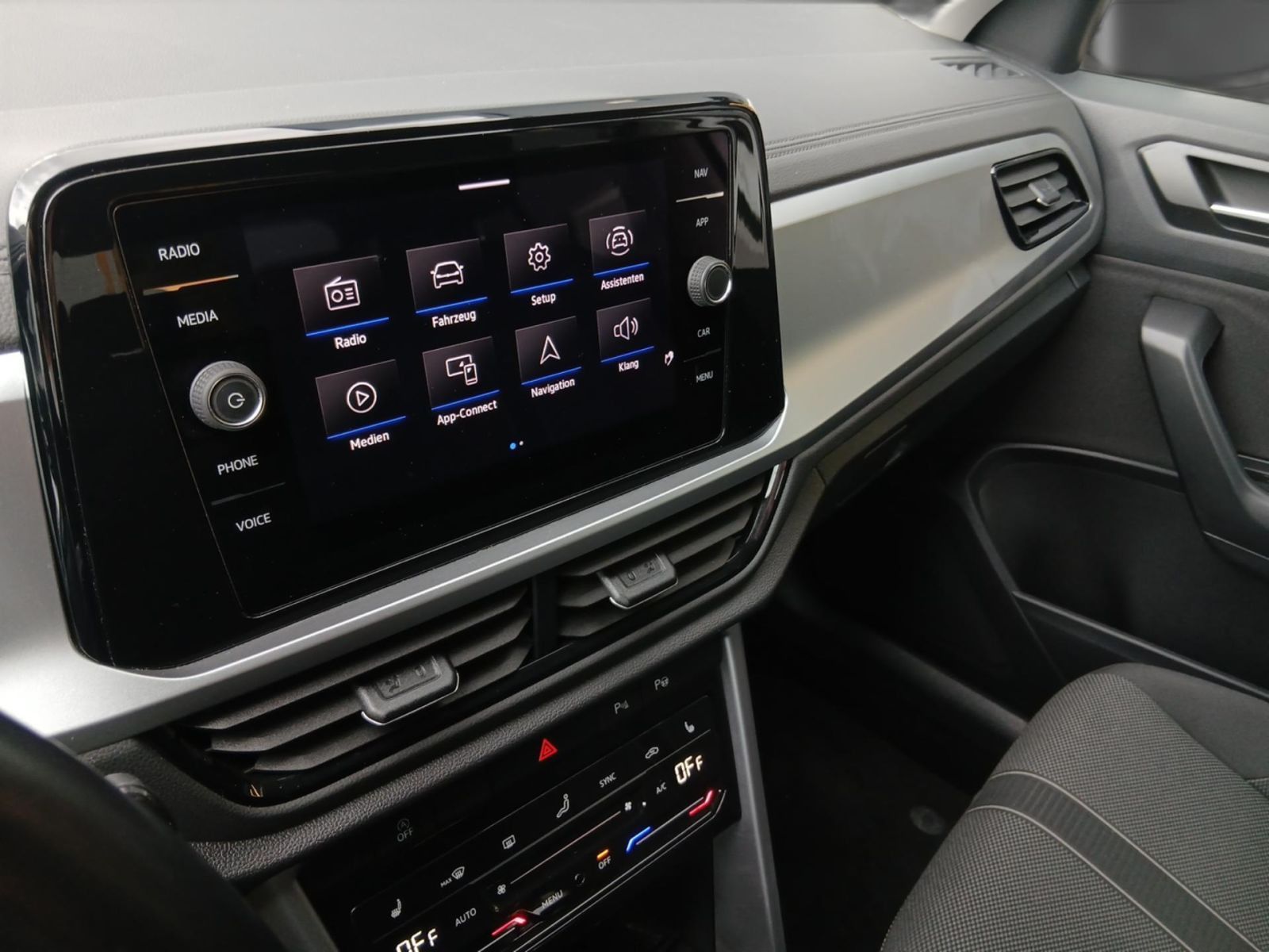 Volkswagen T-Roc - Bild 16