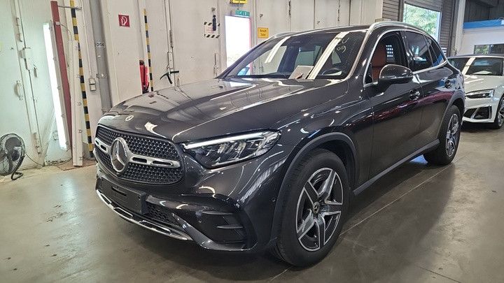 Image of Mercedes-Benz GLC 300