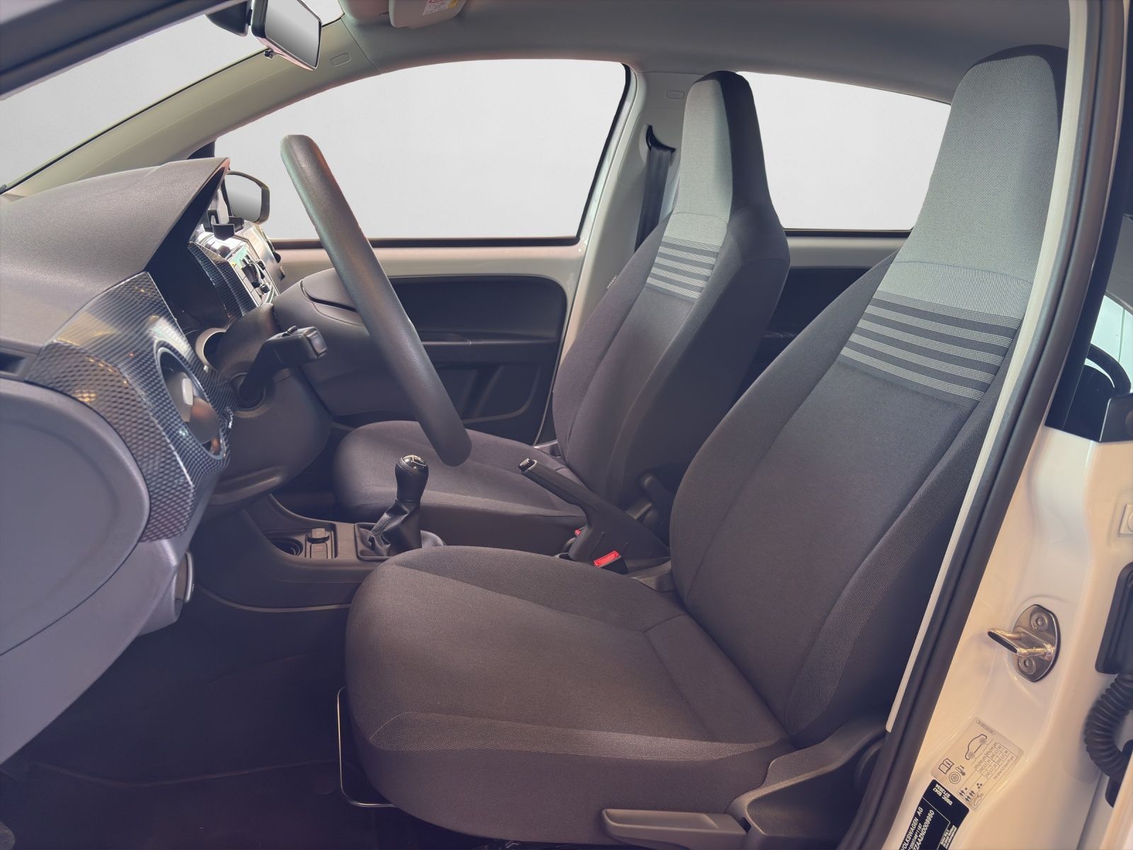 Volkswagen up! - Bild 13