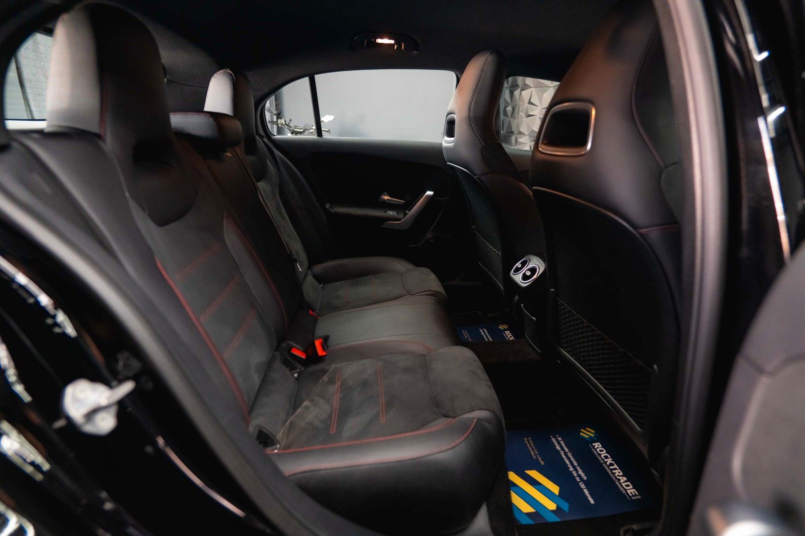 Fahrzeugabbildung Mercedes-Benz A 200 AMG Line *LED*Virtual Cockpit*CarPlay*