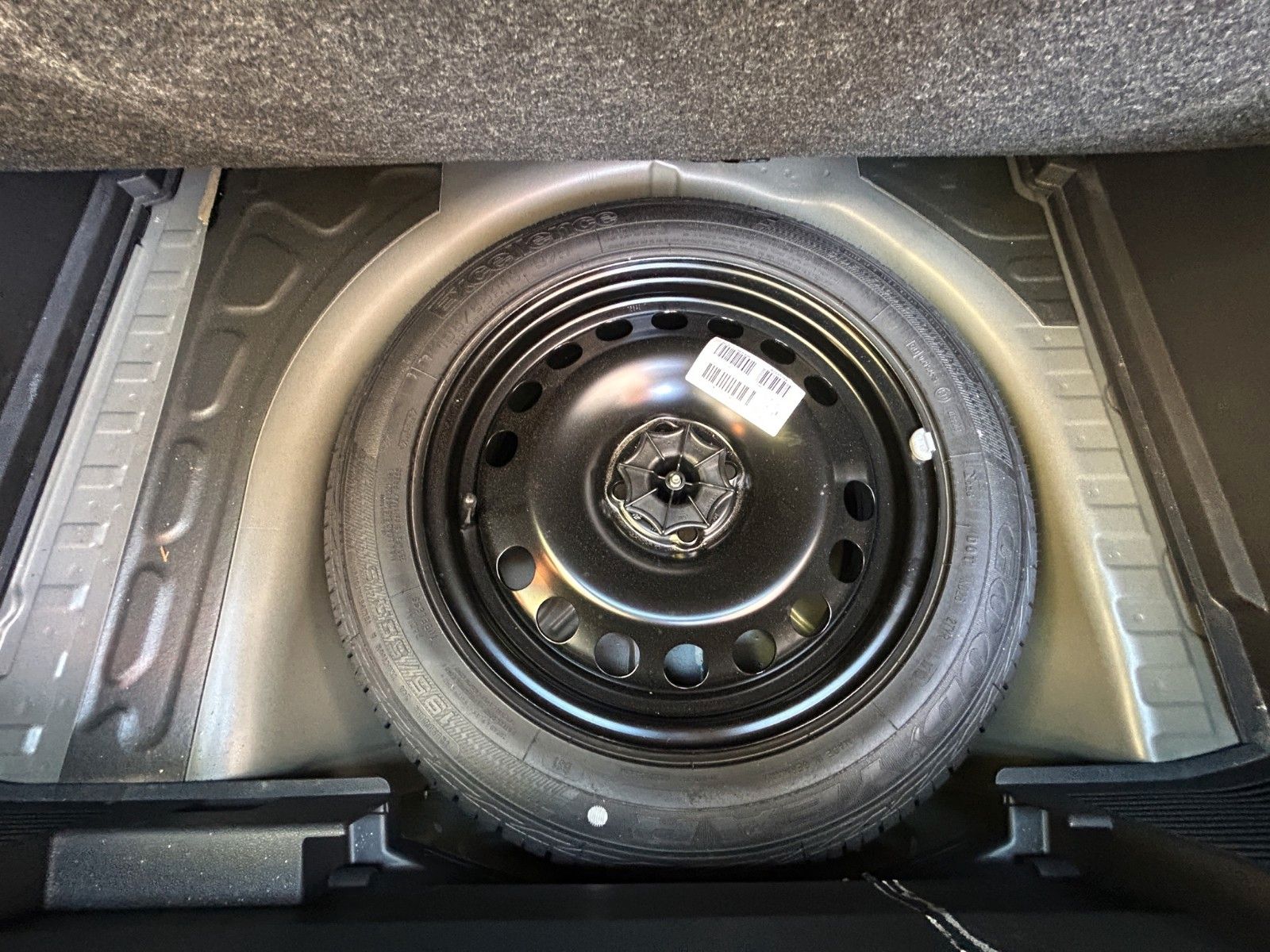 Fahrzeugabbildung Opel Corsa D Active/Top Gepflegt/2.Hand/Service Neu
