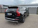 Volvo XC90 B5 AWD Gear/Inscription/Pano/Pilot/AHK/H&K - Volvo XC90 Gebrauchtwagen in Stuttgart