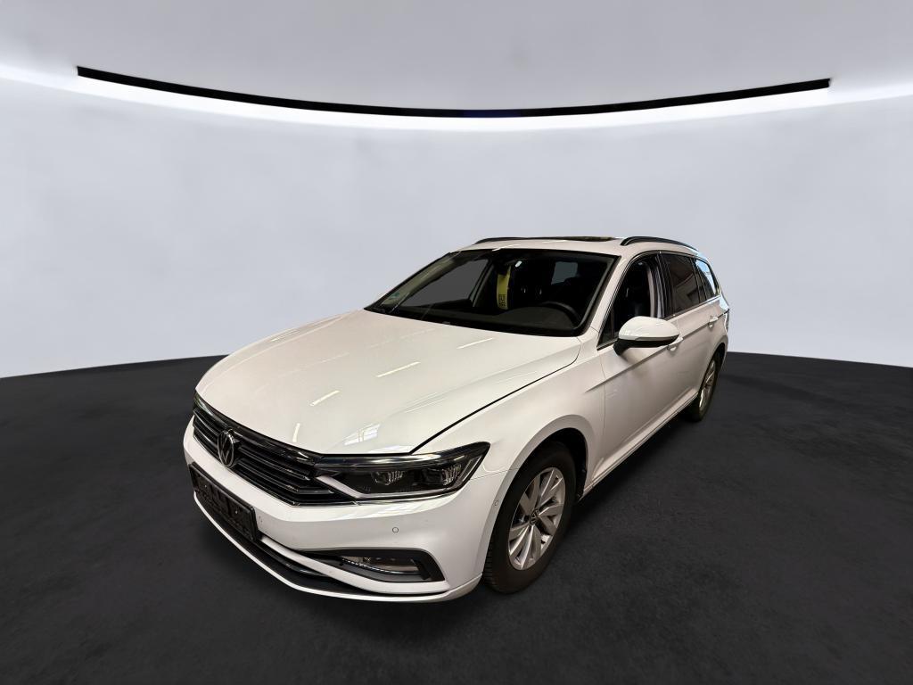 Volkswagen Passat 2.0TDI Business Matrix Leder AHK 360°Pano
