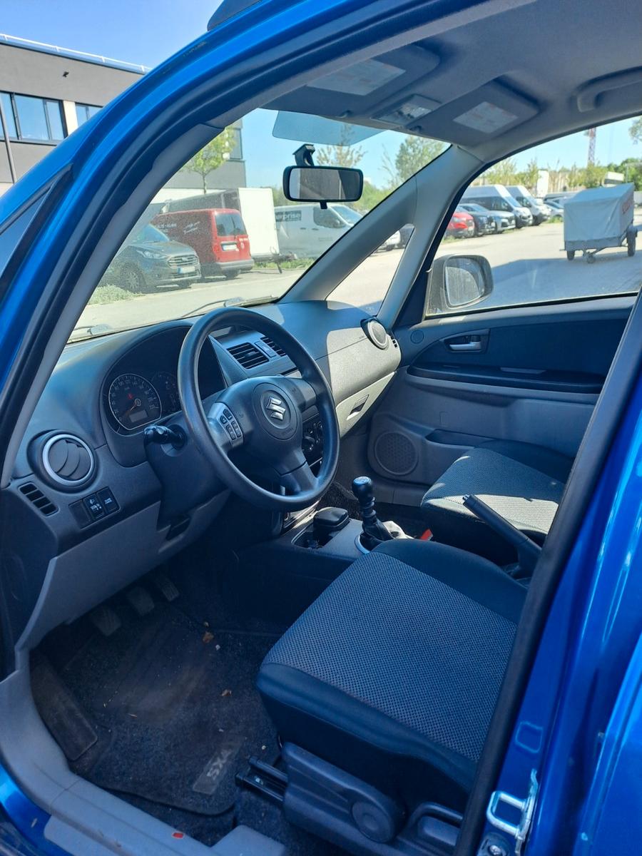 Suzuki SX4 mit TÜV 