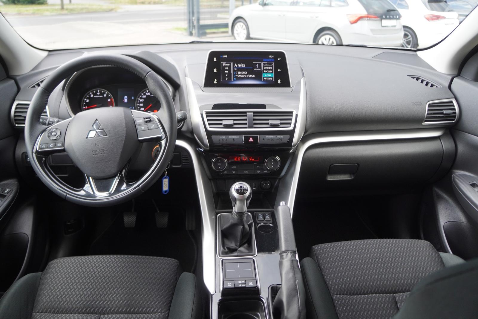 Mitsubishi Eclipse Cross 1.5 Diamant Edition AHK Kamera PDC