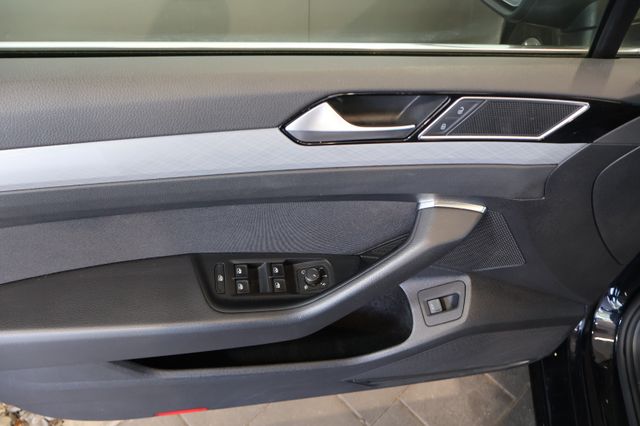 Volkswagen Passat 2.0 TDI Business ACC+LED+CARPLAY+AHK
