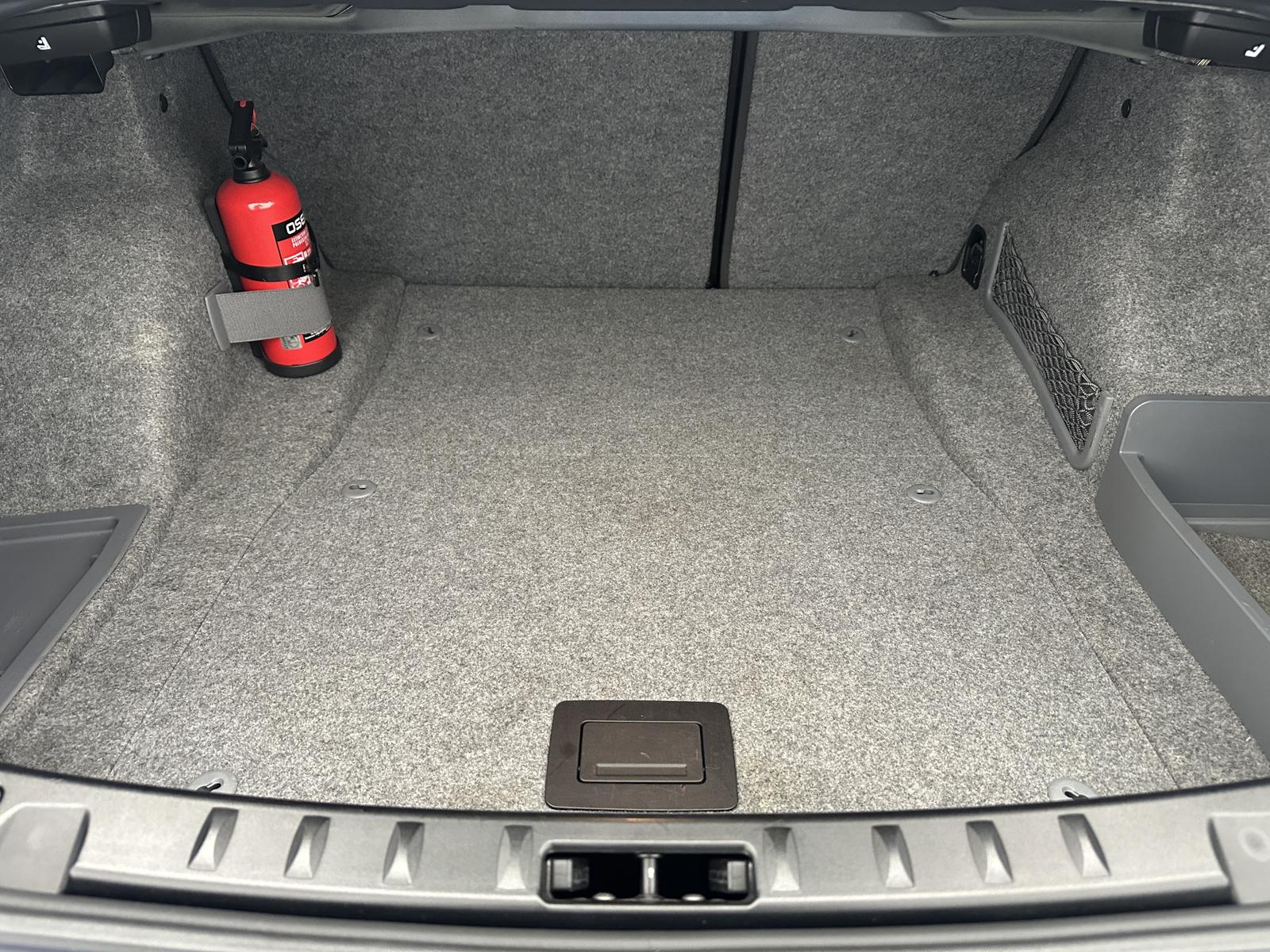 BMW 325 I M SPORT "NAVI-LEDER-SITZH-PDC-MULTI-TEMPO" | 218 ch | BVA | SYSTÈME DE NAVIGATION | CUIR INTÉGRAL | SIÈGES CHAUFFANTS