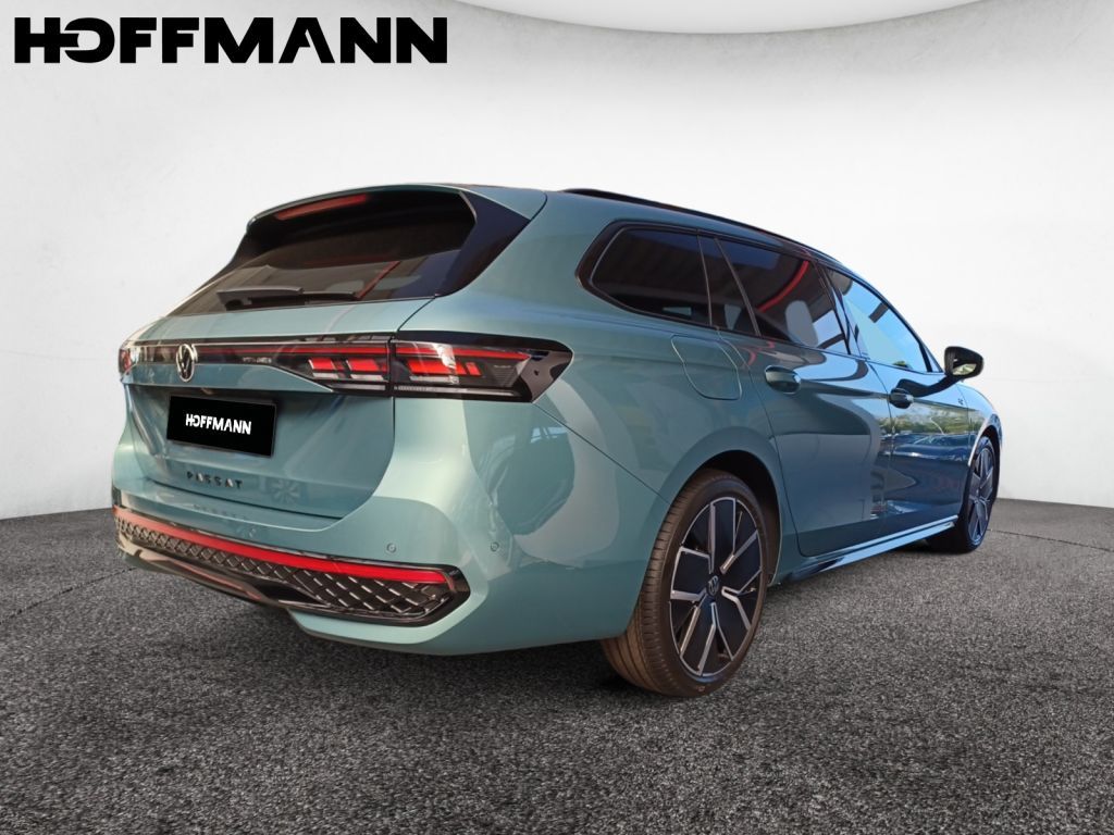 Fahrzeugabbildung Volkswagen Passat Variant 2.0 TDI 4Motion DSG R-Line Sthzg