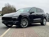 Porsche Cayenne S *Approved*100%Deutsch* 360° BOSE Luft - Porsche Gebrauchtwagen in Frankfurt