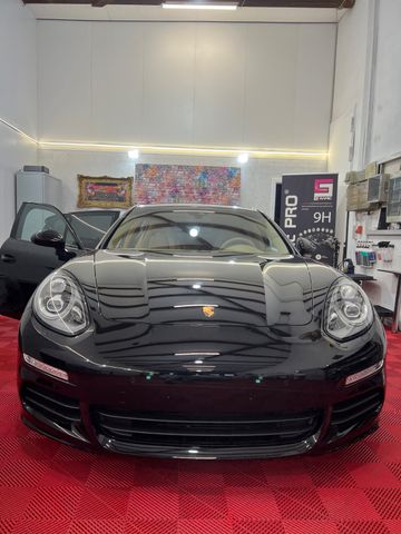 Porsche Panamera 4 Edition Approved/Bose