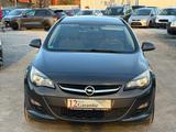 Opel Astra J Sports Tourer Active - Opel Astra: J Sport Tourer
